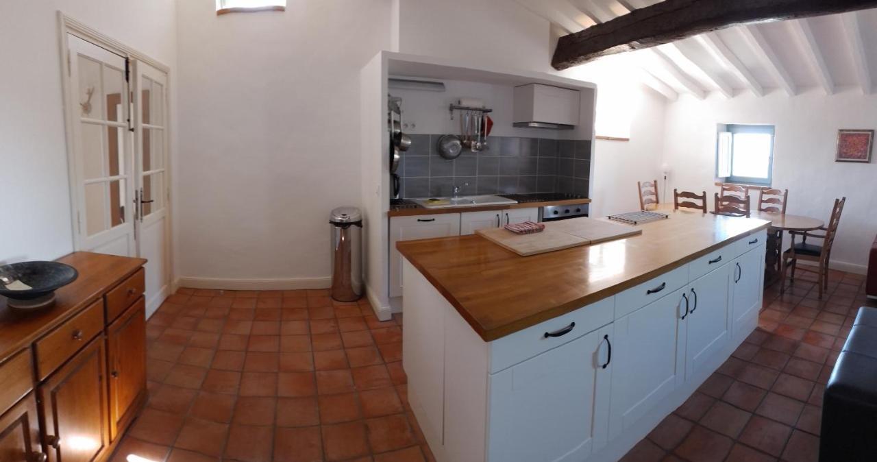 3 Bedroom Modern Apartment In Historic Building Overlooking River Herault Агд Экстерьер фото
